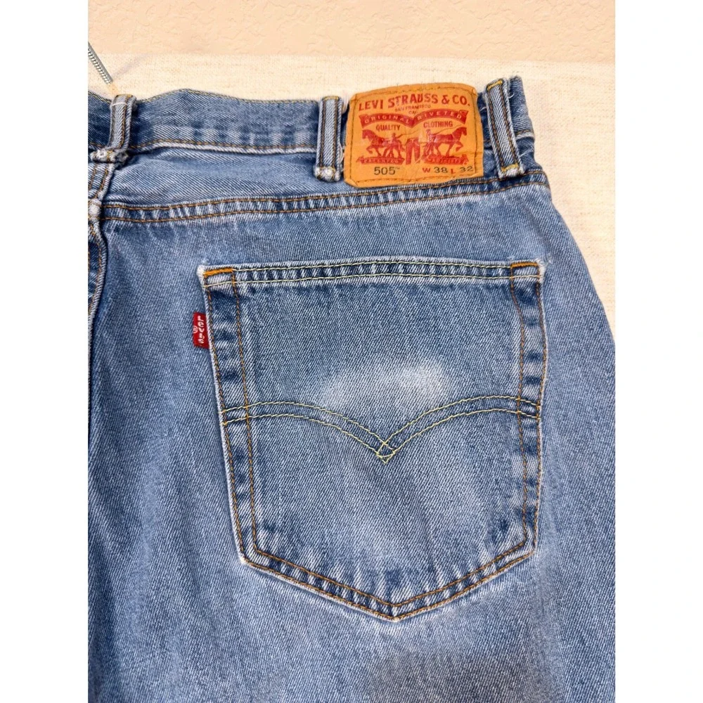 Levis classic straight